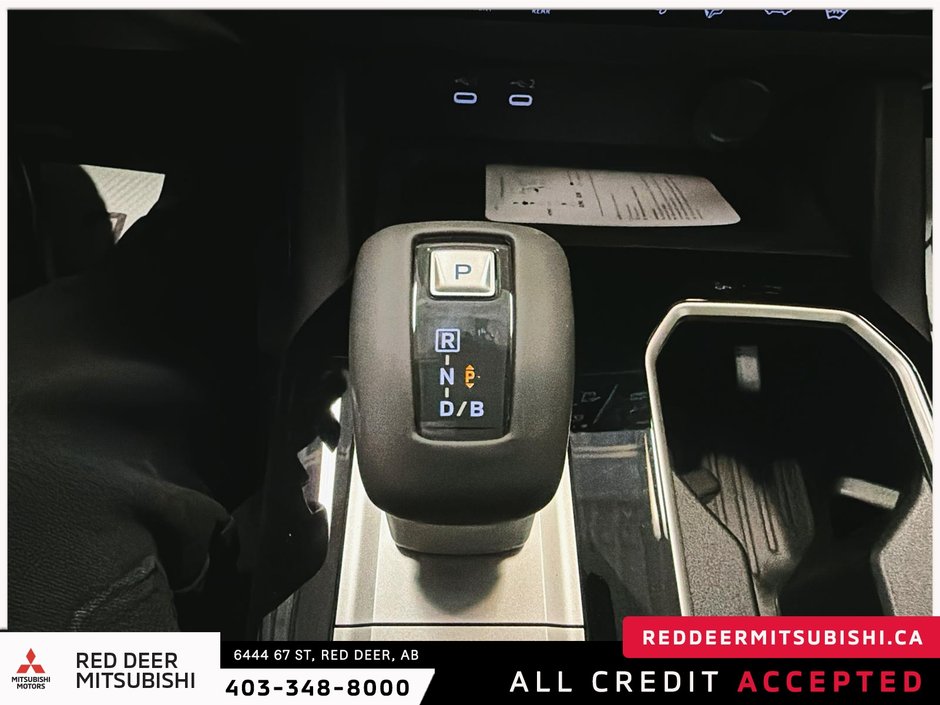 2026 Mitsubishi Outlander Plug-in Hybrid ES S-AWC-19