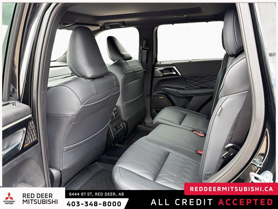 2026 Mitsubishi Outlander Plug-in Hybrid GT NOIR S-AWC-12