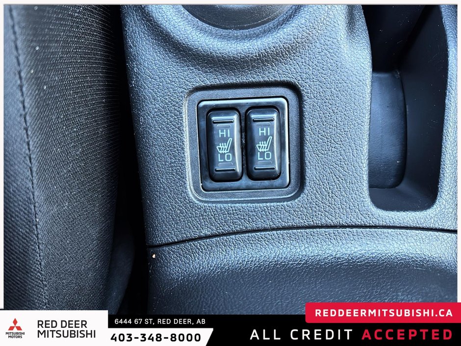 2014 Mitsubishi Outlander ES-15