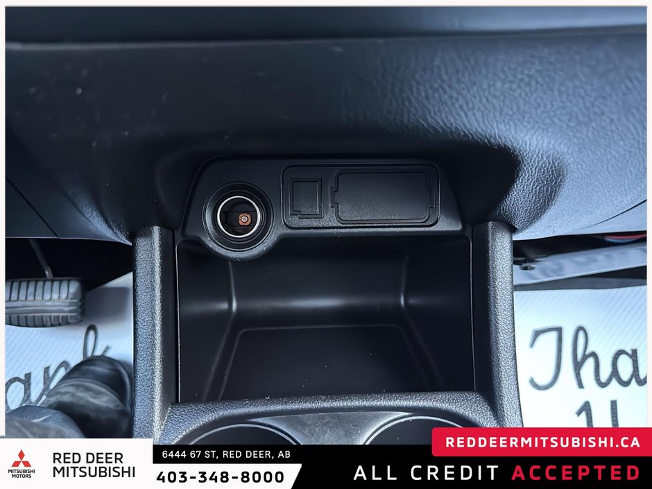 2014 Mitsubishi Outlander ES-12