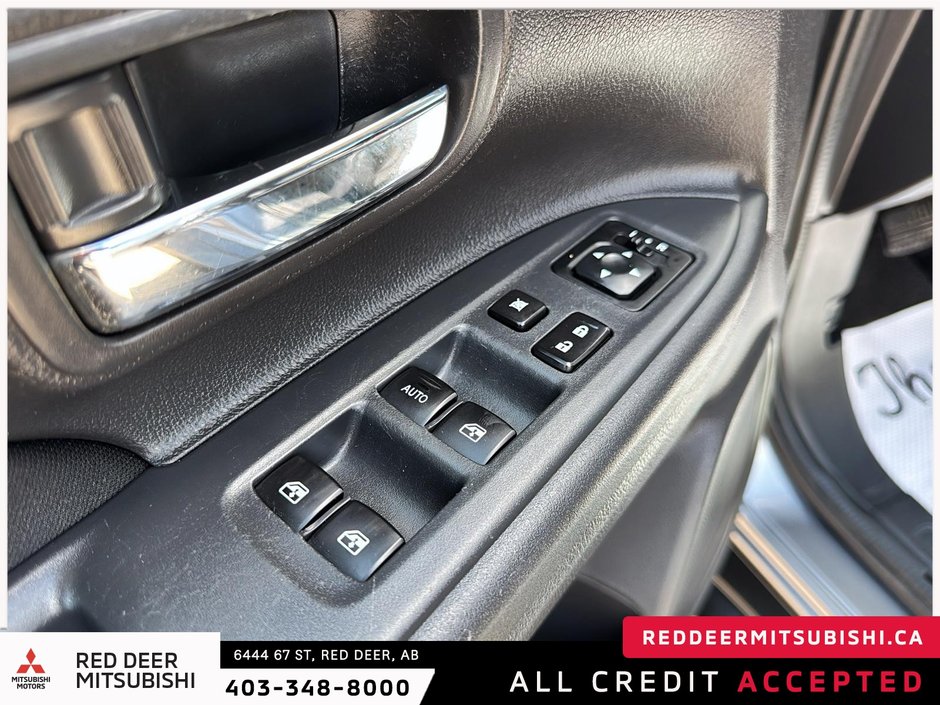 2018 Mitsubishi Outlander ES-9
