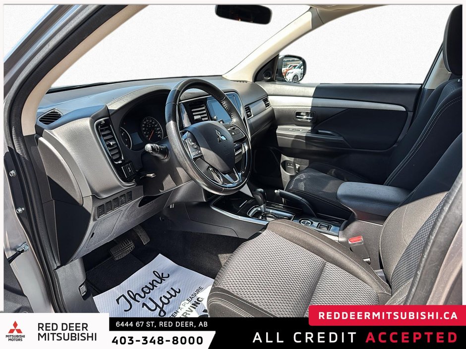 2018 Mitsubishi Outlander ES-7