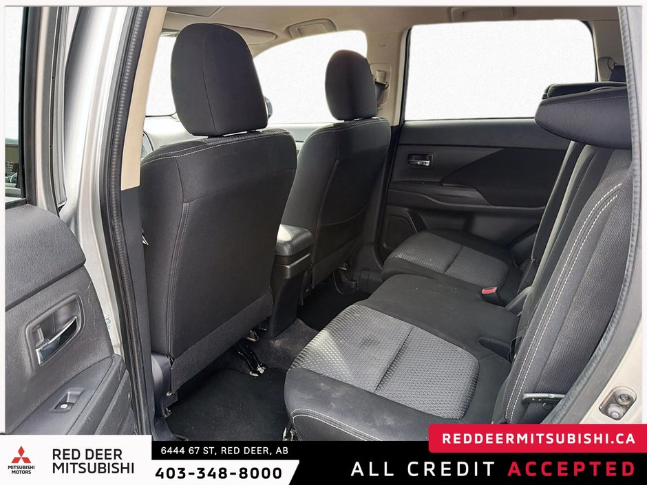 2018 Mitsubishi Outlander SE-10