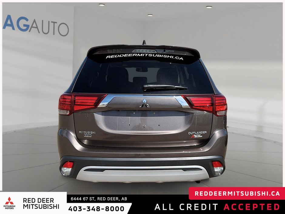 2019 Mitsubishi Outlander ES-2