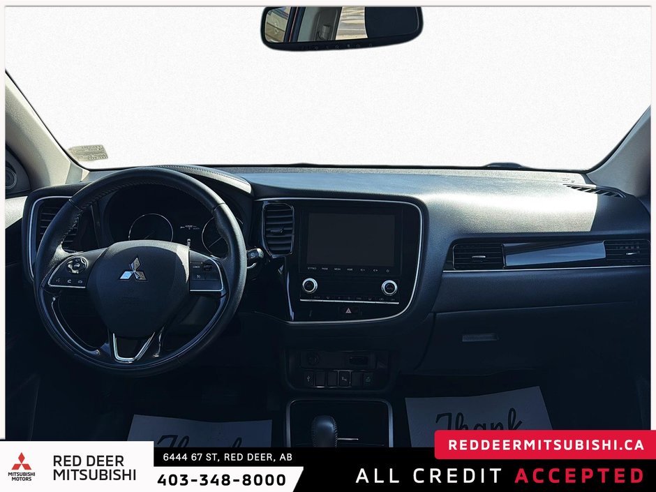 2020 Mitsubishi Outlander ES-8