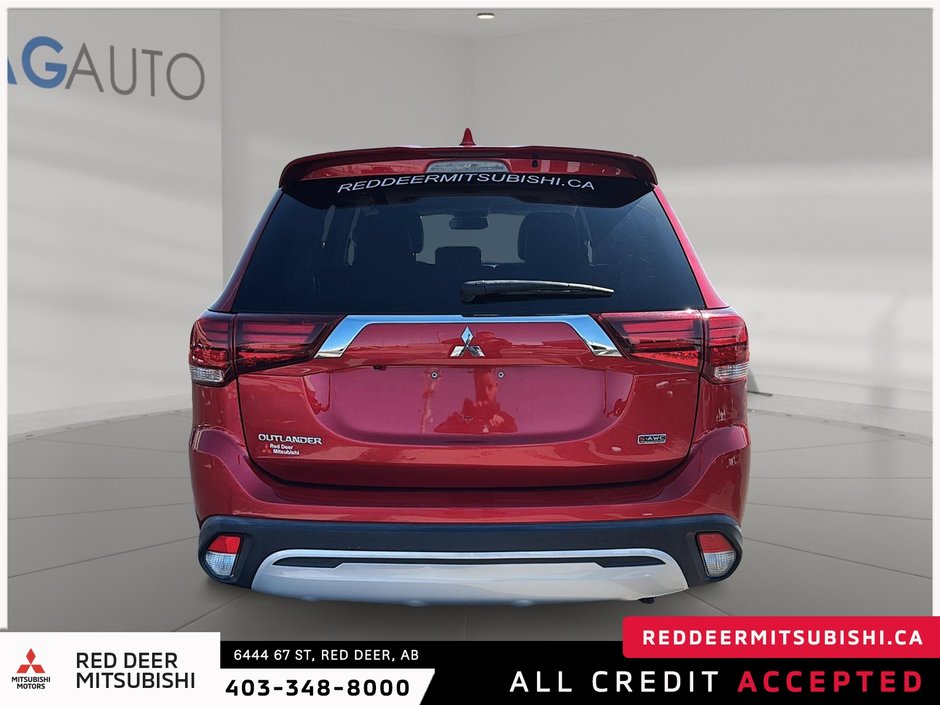 2020 Mitsubishi Outlander ES-2