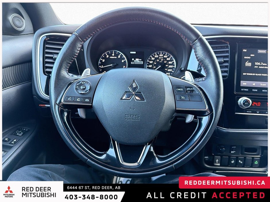 2020 Mitsubishi Outlander-16