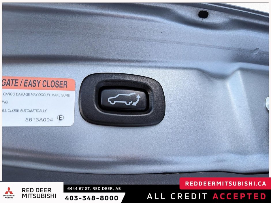 2020 Mitsubishi Outlander-6