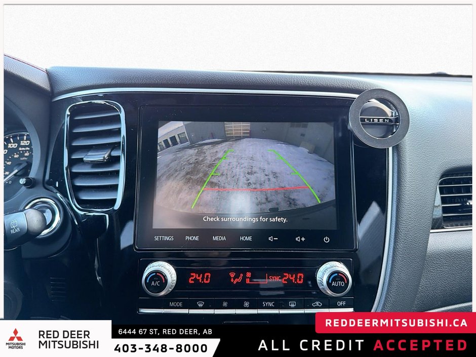 2020 Mitsubishi Outlander-24