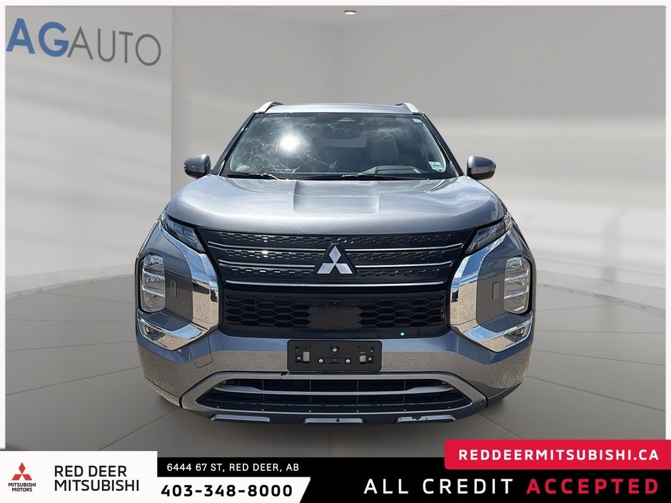 2022 Mitsubishi Outlander-1