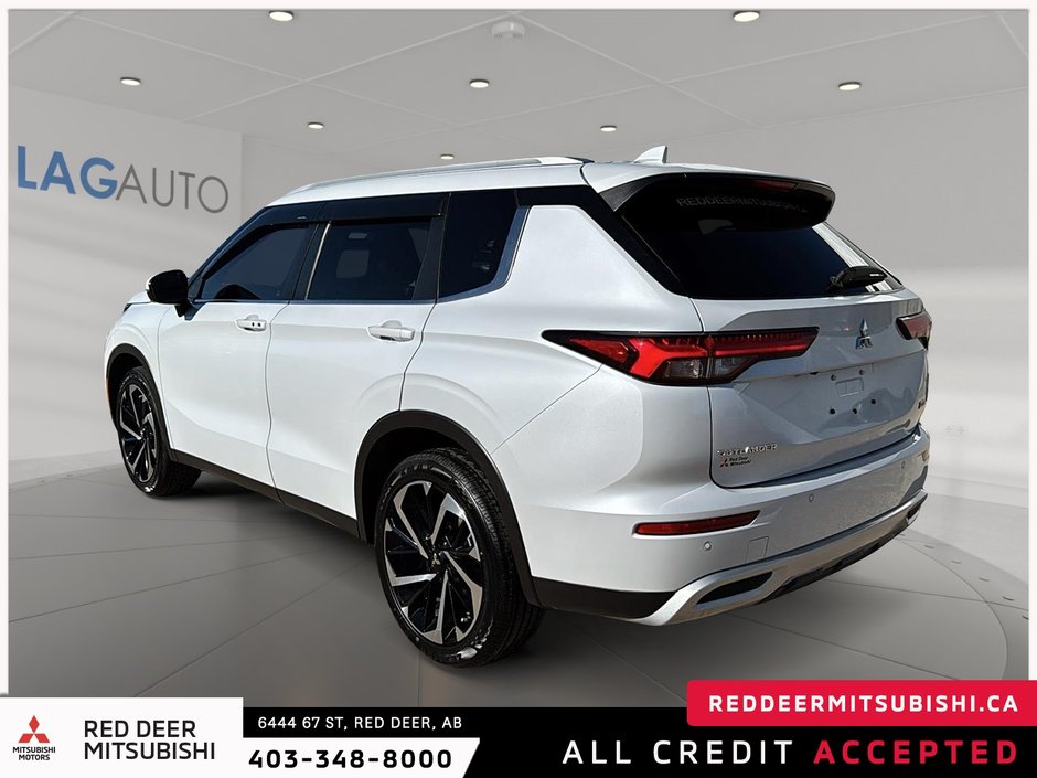 2022 Mitsubishi Outlander-3