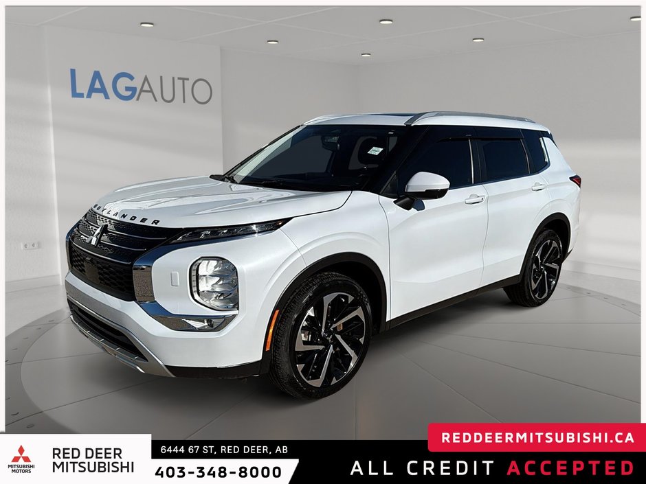2022 Mitsubishi Outlander-0