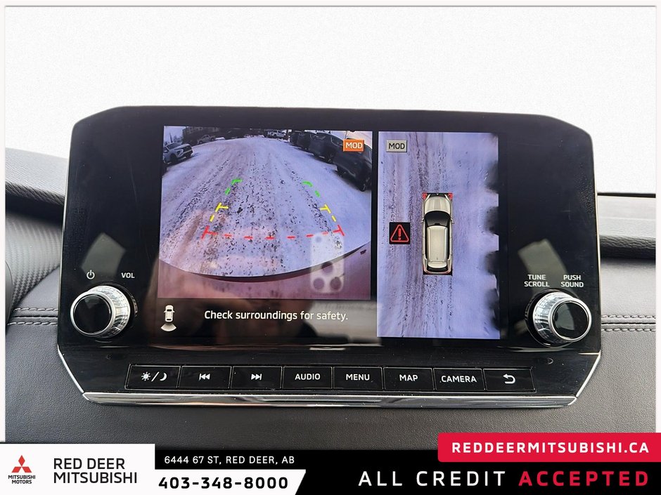 2022 Mitsubishi Outlander-23