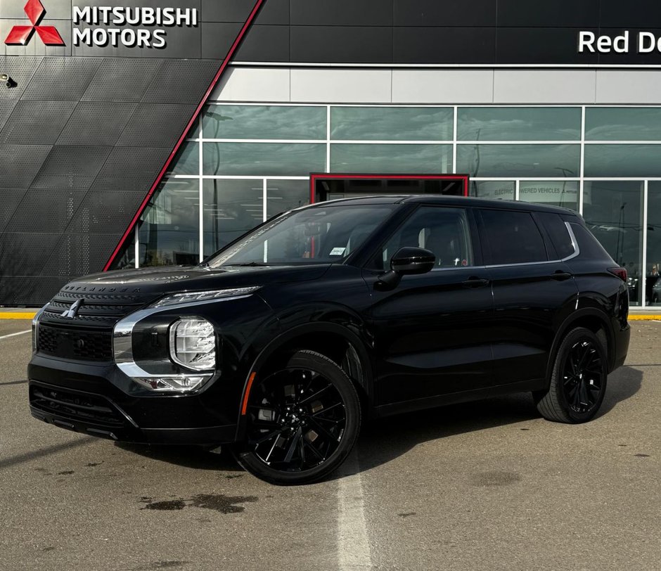 2023 Mitsubishi Outlander Noir-0