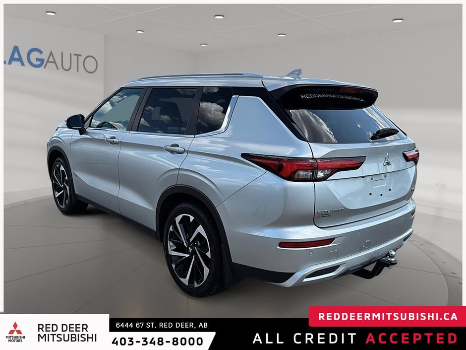 2023 Mitsubishi Outlander SEL-3
