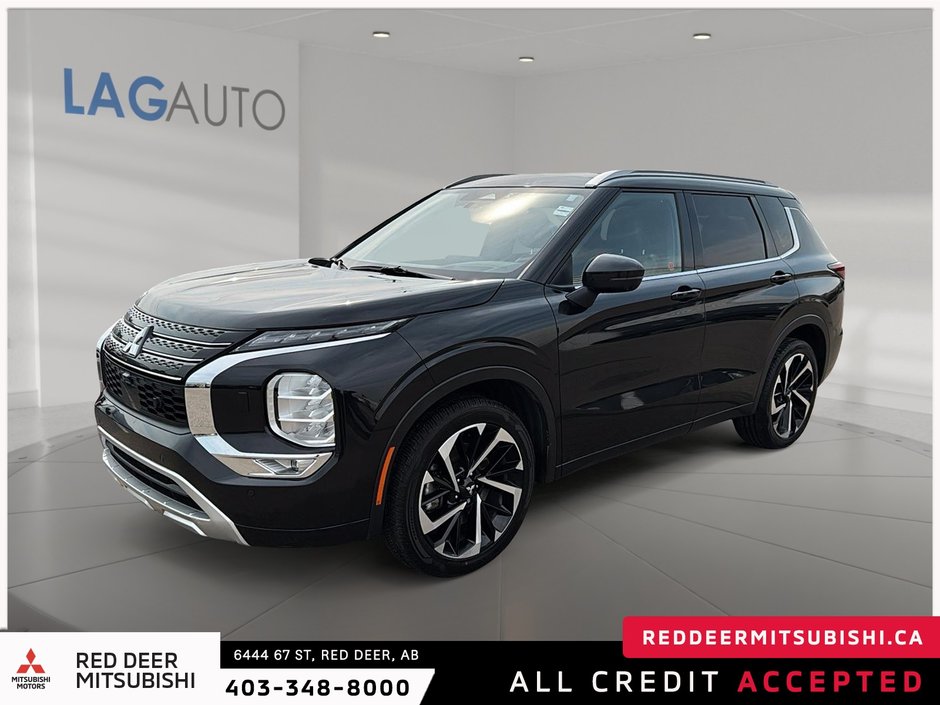 2023 Mitsubishi Outlander-0