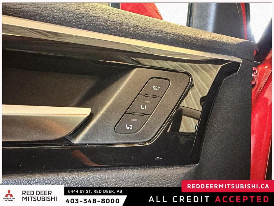 2023 Mitsubishi Outlander SEL-13