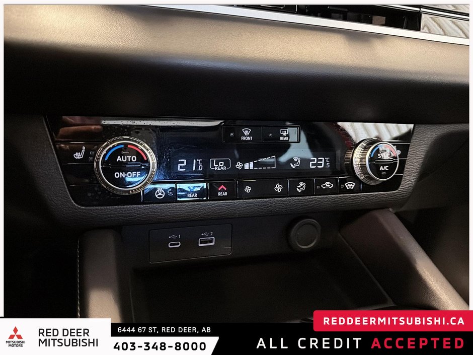 2023 Mitsubishi Outlander SEL-18