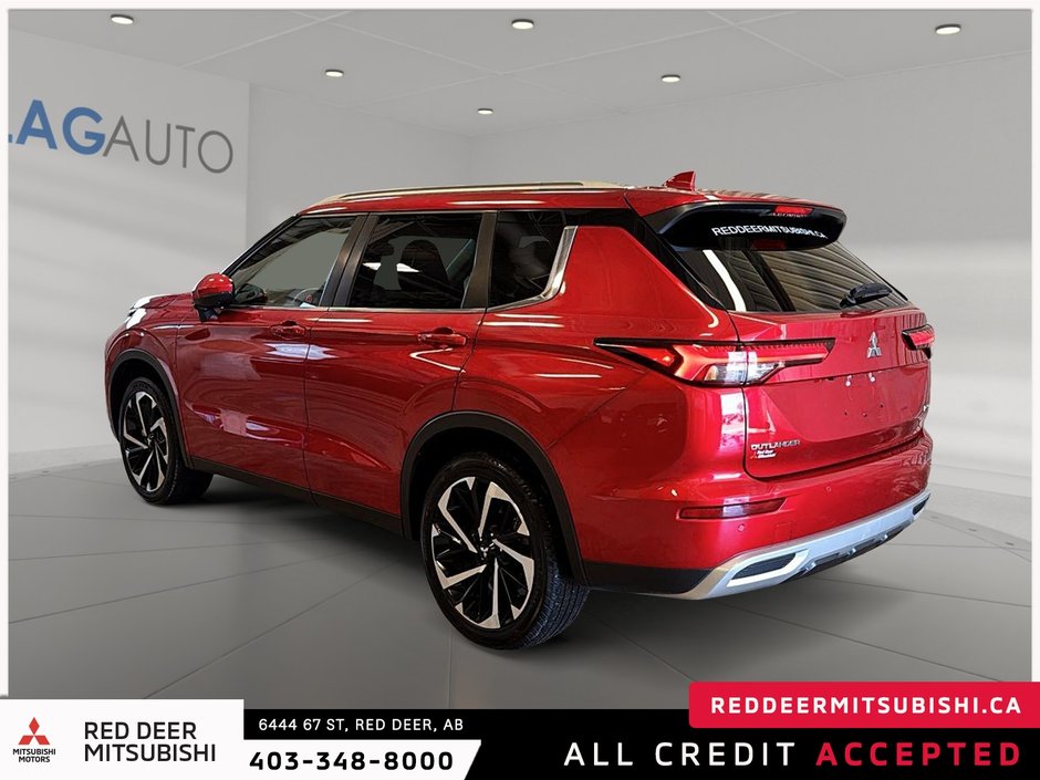 2023 Mitsubishi Outlander SEL-3