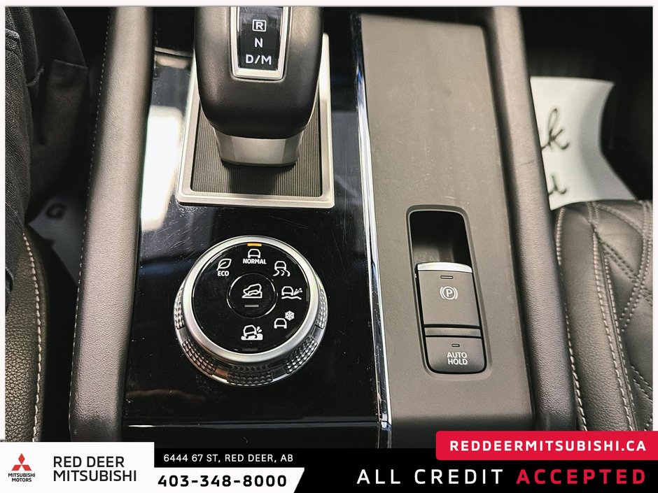 2023 Mitsubishi Outlander SEL-20