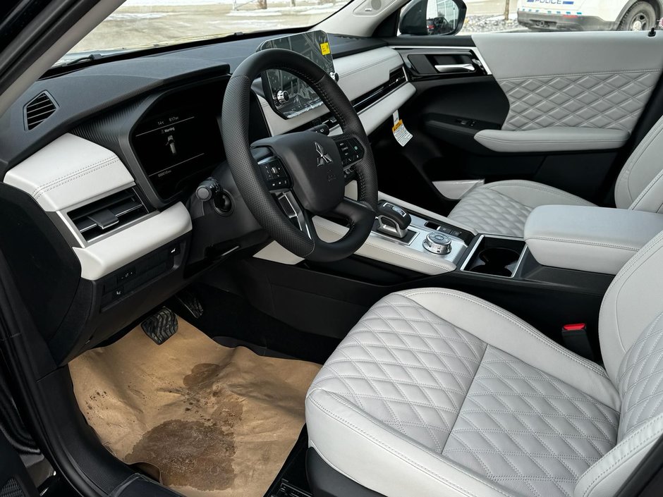 2024 Mitsubishi Outlander GT-5