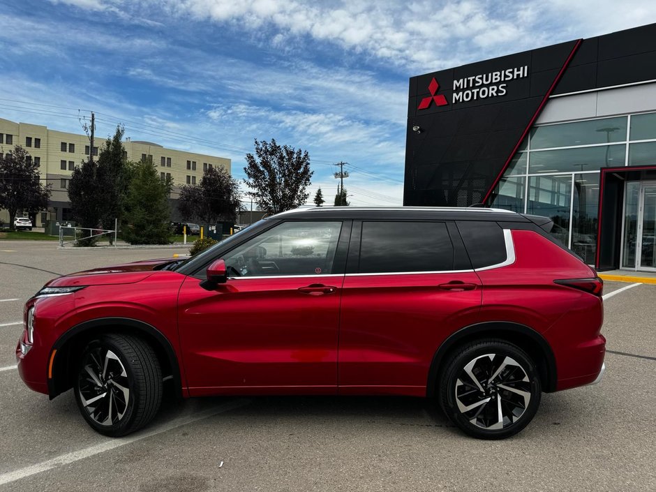 2024 Mitsubishi Outlander GT-2