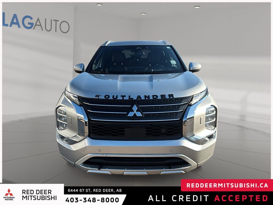 2024 Mitsubishi Outlander-1