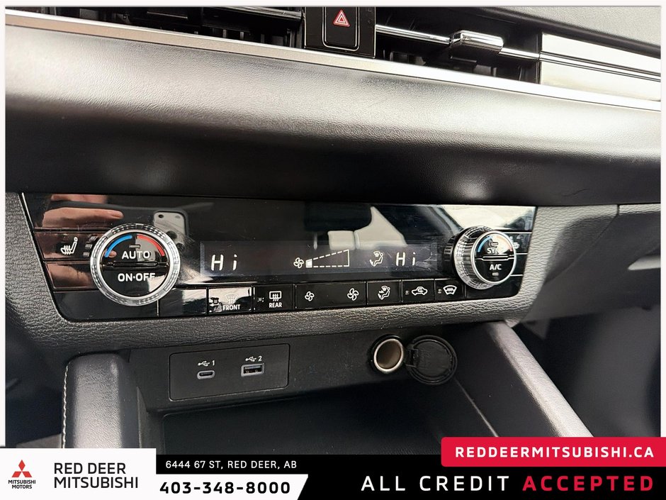 2024 Mitsubishi Outlander ES-13