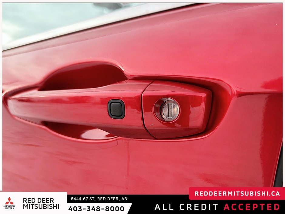 2024 Mitsubishi Outlander GT-8