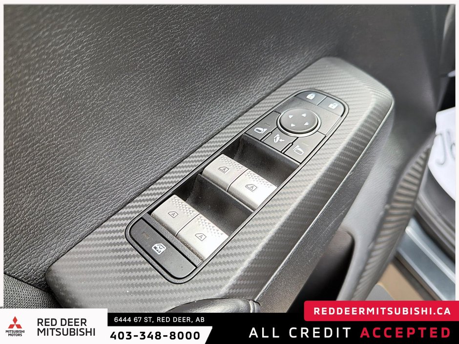 2024 Mitsubishi Outlander SE-13