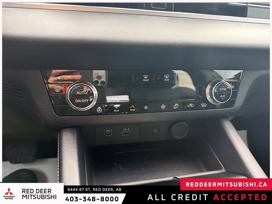 2024 Mitsubishi Outlander SE-18