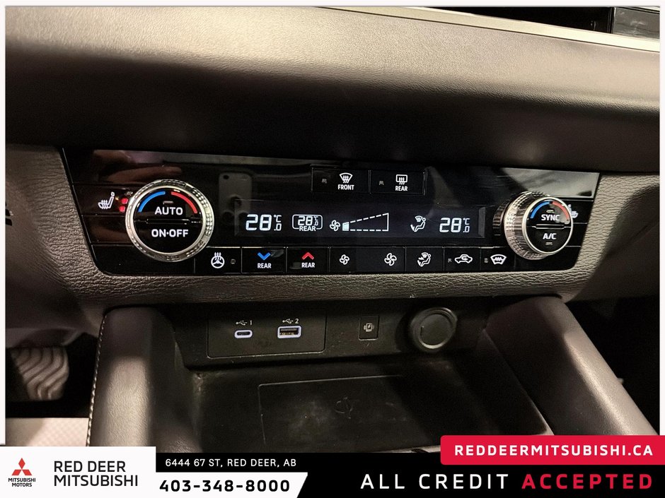 2024 Mitsubishi Outlander SE-18