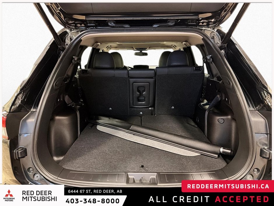 2024 Mitsubishi Outlander SEL-5