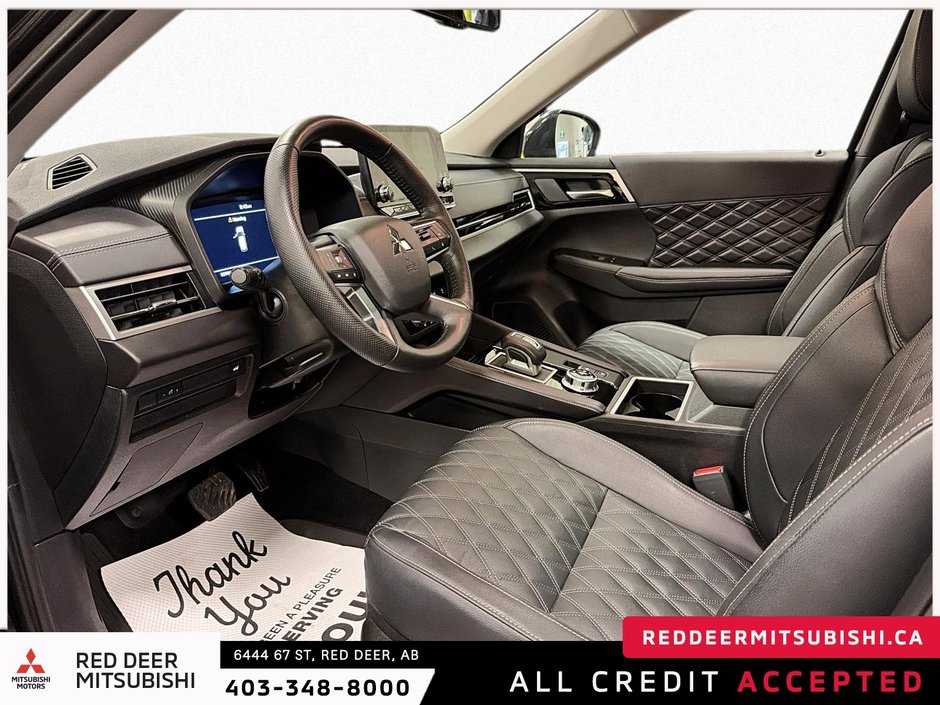 2024 Mitsubishi Outlander SEL-8