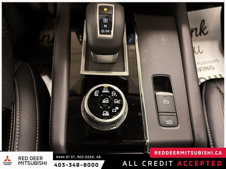 2024 Mitsubishi Outlander SEL-21