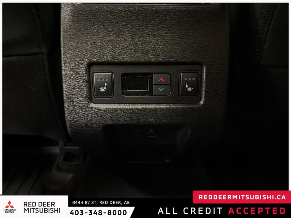 2024 Mitsubishi Outlander SEL-10