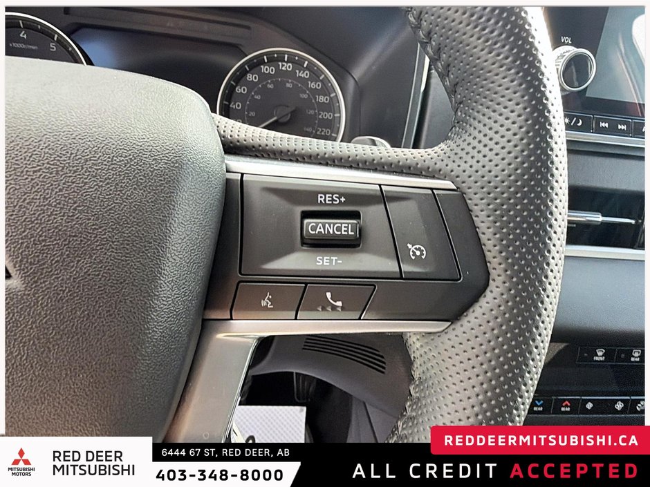 2024 Mitsubishi Outlander SE-16