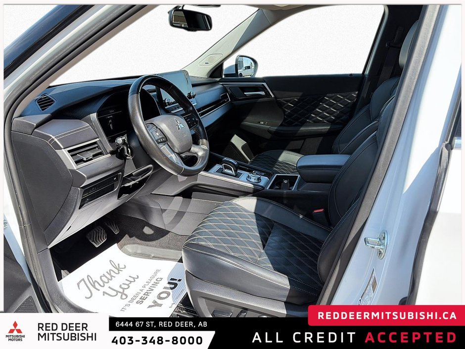 2024 Mitsubishi Outlander GT-8