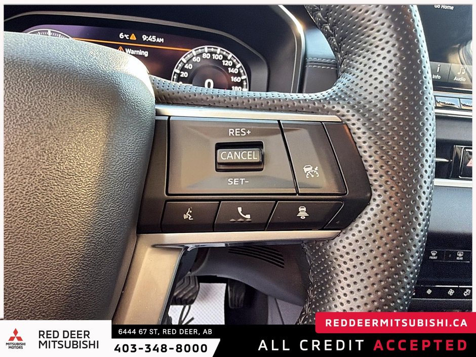 2024 Mitsubishi Outlander SEL-18