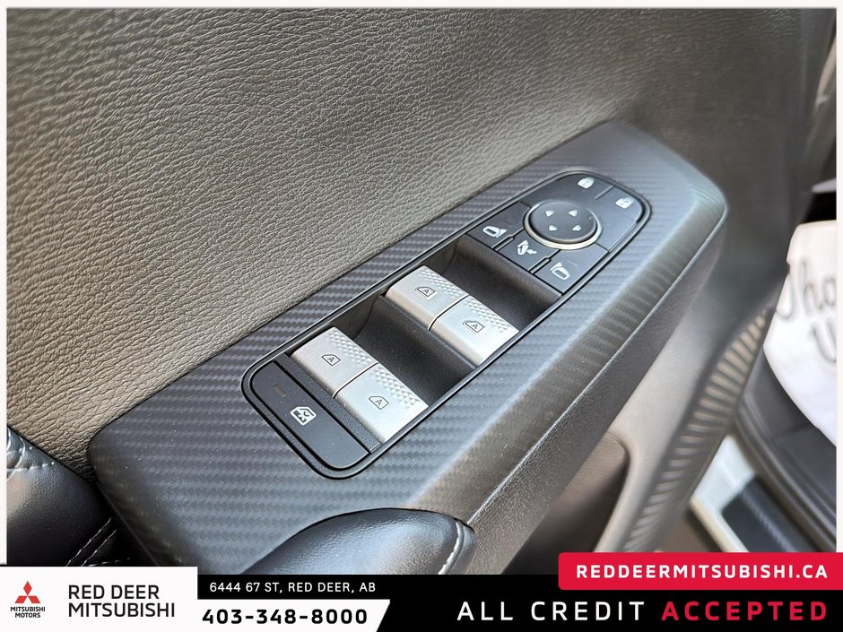2024 Mitsubishi Outlander SEL-13