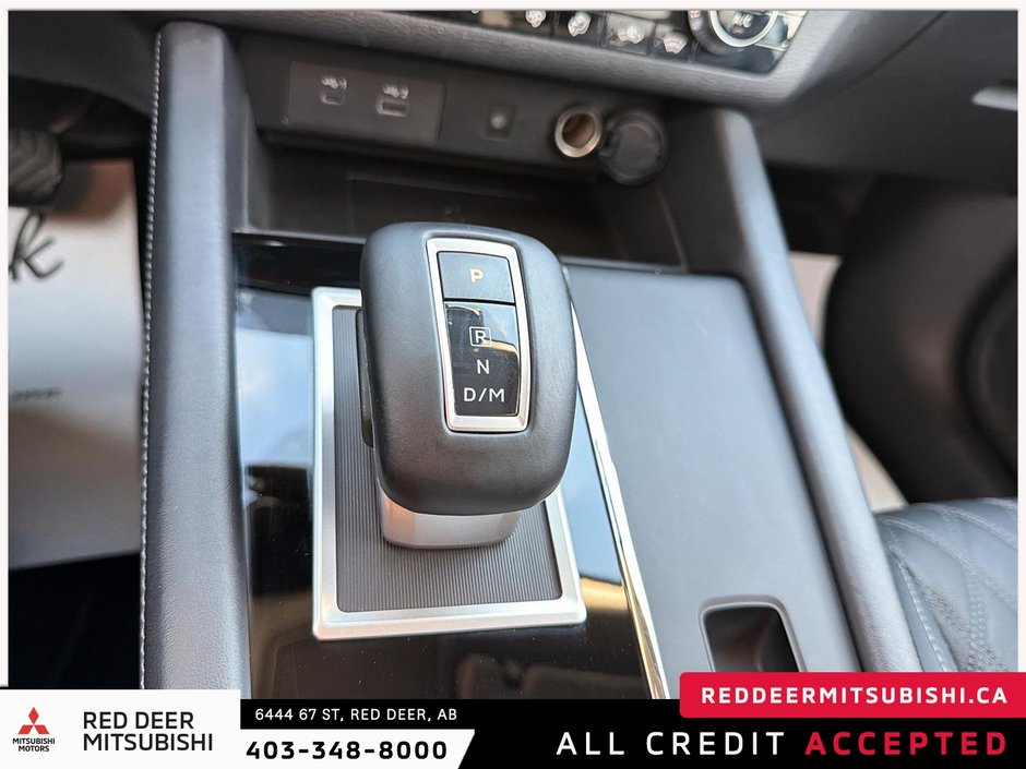 2024 Mitsubishi Outlander SEL-21