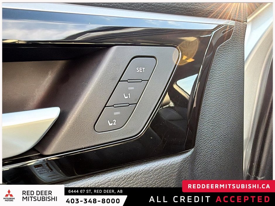 2024 Mitsubishi Outlander SEL-14