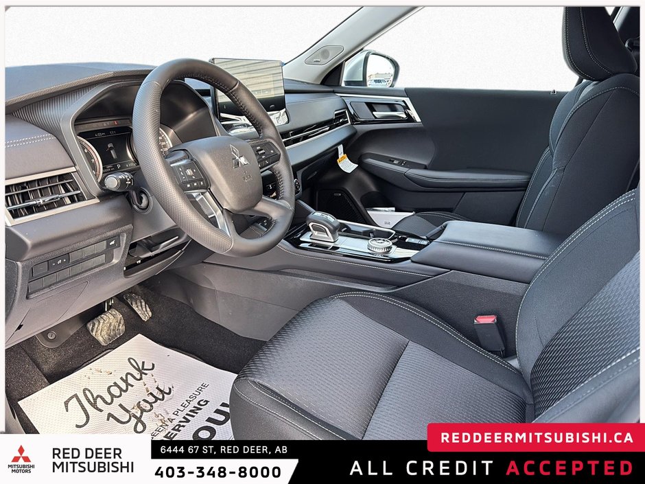 2025 Mitsubishi Outlander SE S-AWC-6