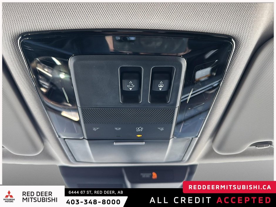 2025 Mitsubishi Outlander SE S-AWC-15