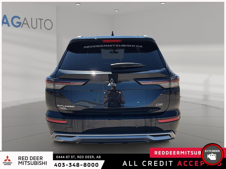 2025 Mitsubishi Outlander LE S-AWC-2