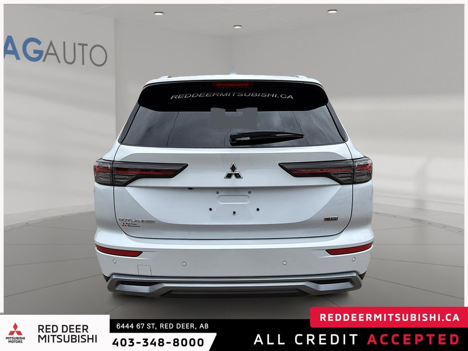 2025 Mitsubishi Outlander SE S-AWC-2