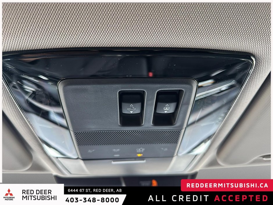 2025 Mitsubishi Outlander SE S-AWC-15