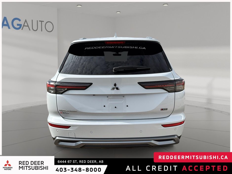2025 Mitsubishi Outlander SE S-AWC-2