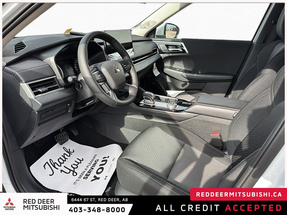 2025 Mitsubishi Outlander SE S-AWC-7