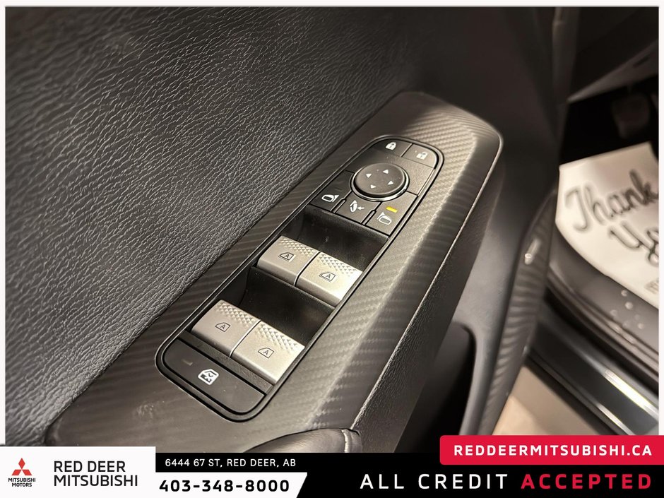 2025 Mitsubishi Outlander SEL S-AWC-9
